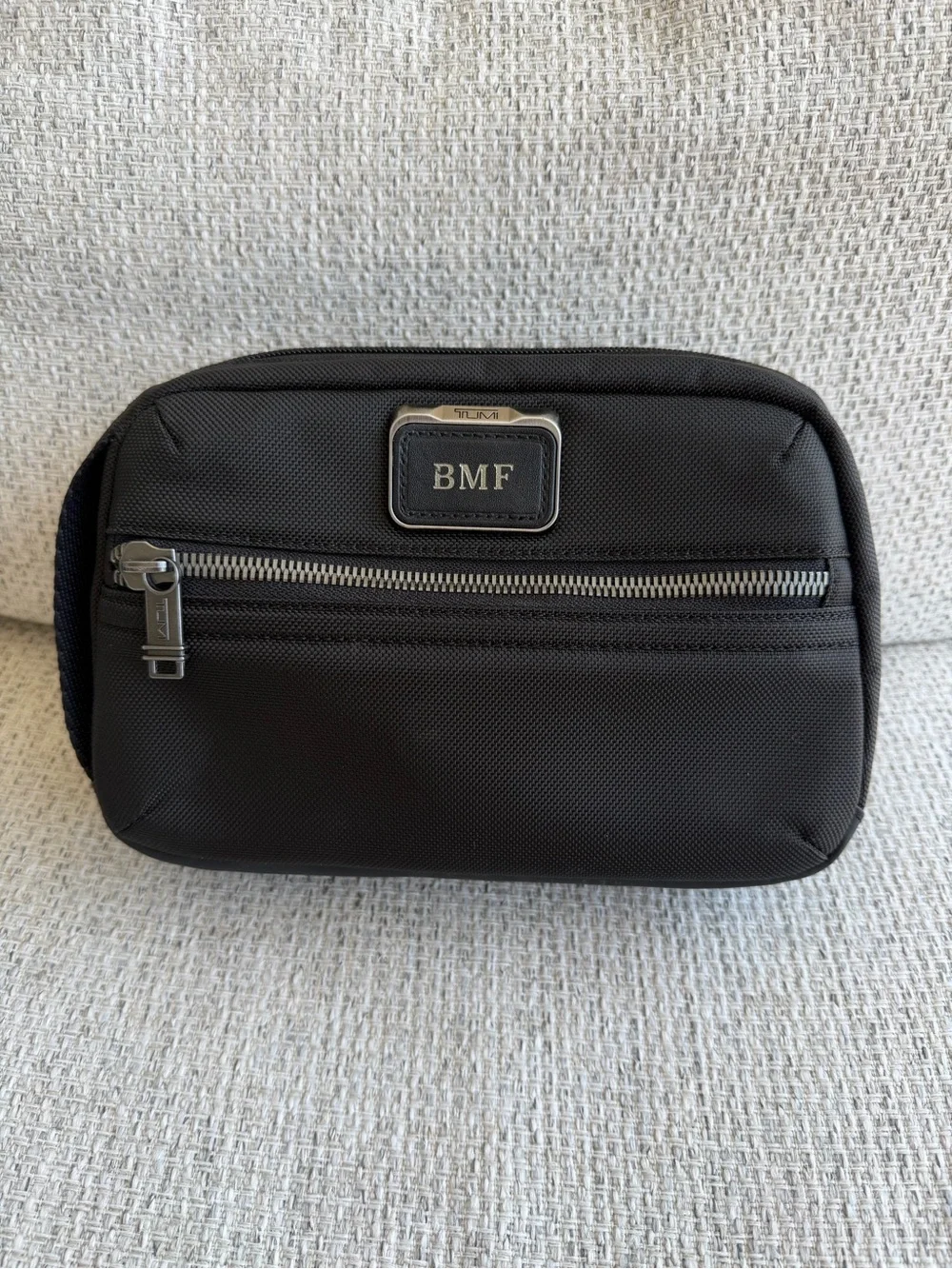 Tumi Alpha Bravo travel Kit